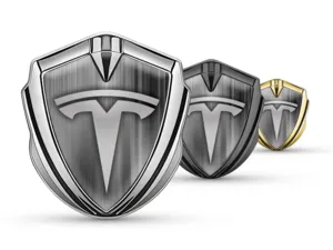 Tesla Emblème Bombé Métal Pro Style Base Acier Inoxydable